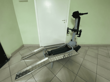 Гусеничный подъемник БАРС УГП-130 с платформой и пандусом (4)